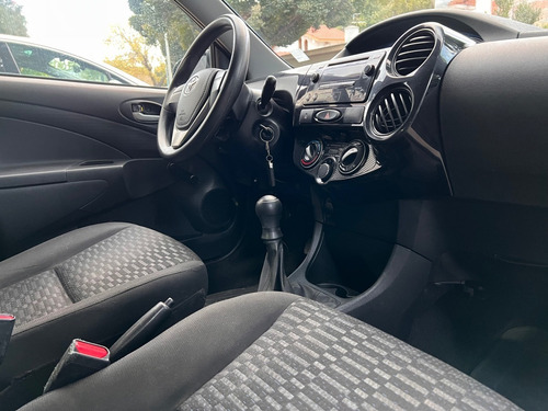Imagen 7 de 8 de Toyota Etios 1.5 X (90cv) 5ptas