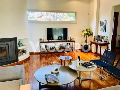 Imagen 8 de 22 de Venta De Casa 6 Ambientes En Los Pingüinos, Ituzaingó