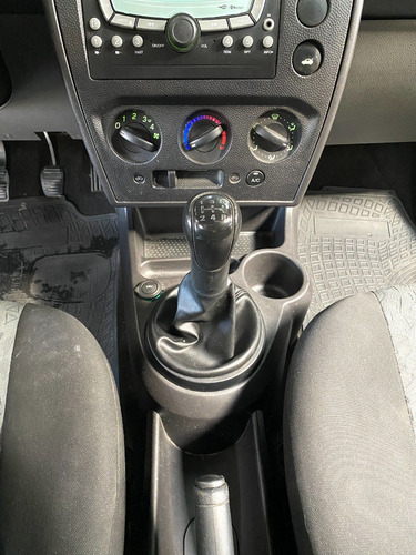 Imagen 23 de 24 de Ford Fiesta Max 1.6l Edge Plus 2013