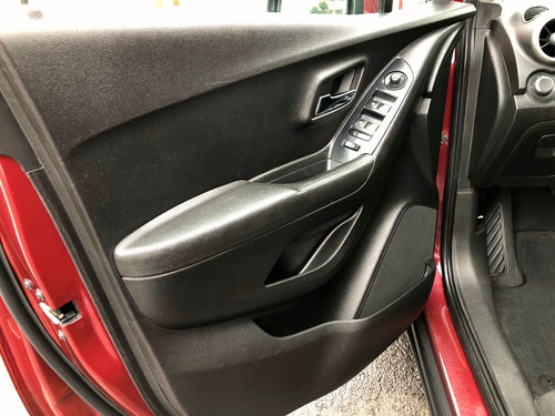 Imagen 6 de 10 de Chevrolet Trax