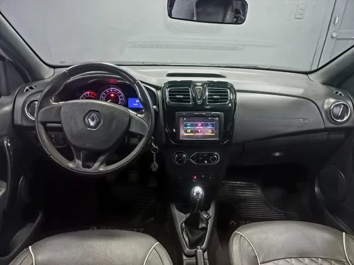 Renault Logan 1.6 Exclusive