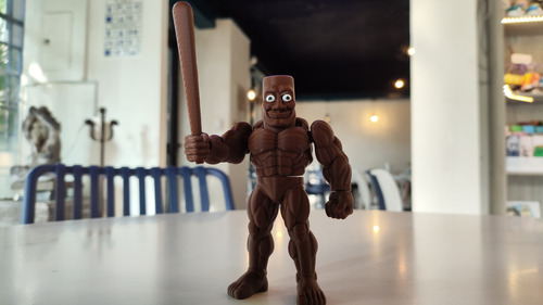 Tung Tung Sahur Strong Articulado Brainrot, Figura 15 Cm