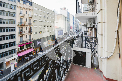 Venta De Piso En San Nicolás - 162 M² Apto Profesional!