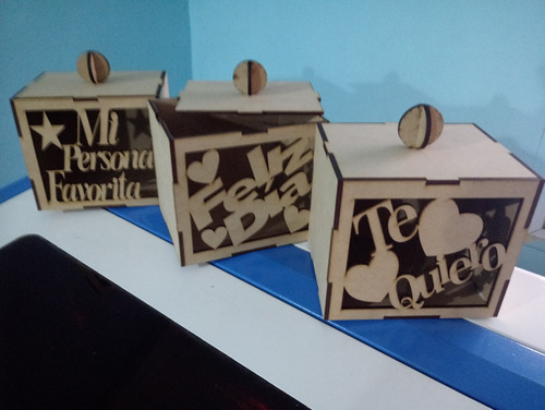 Cajas Para Tazas Del Dia Del Amigo/a