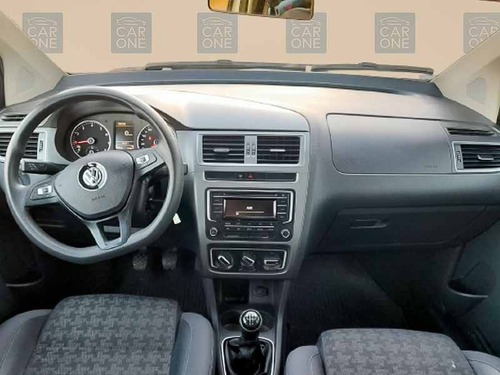 Imagen 10 de 16 de Volkswagen Fox 1.6 Trendline 5pts 2017