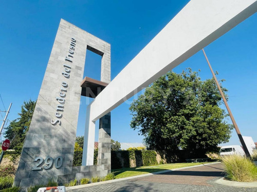 Venta Casa En Frac Sendero Del Fresno 3 Recamaras, 4 Baños, Con Jardín, Puebla