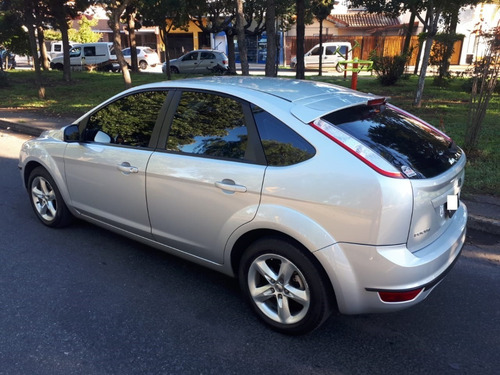 Ford Focus Trend Full 1.6 5p 2010