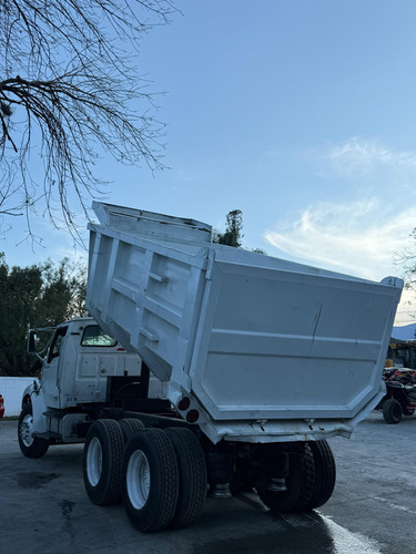 Sterling Camion De Volteo 14 Metros