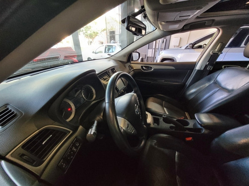 Imagem 9 de 15 de Nissan Sentra 2014 2.0 Sl Flex Aut. 4p