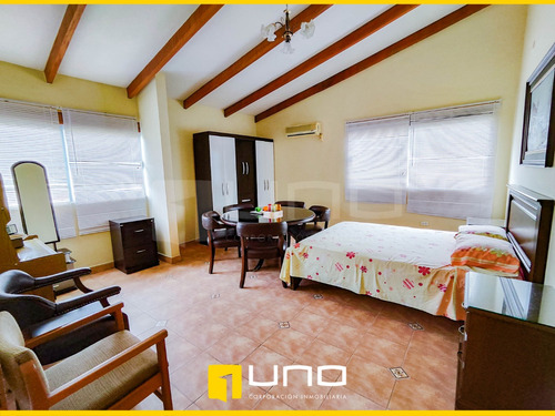 Imagen 6 de 17 de Amplia Casa En Venta Con Piscina Zona Avenida Alemana