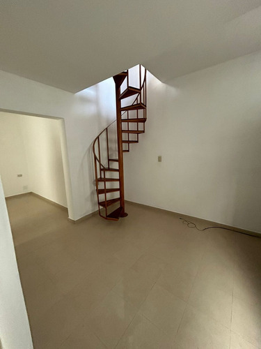Venta Ph 2 Amb Refaccionado A Nuevo Lanús Oeste