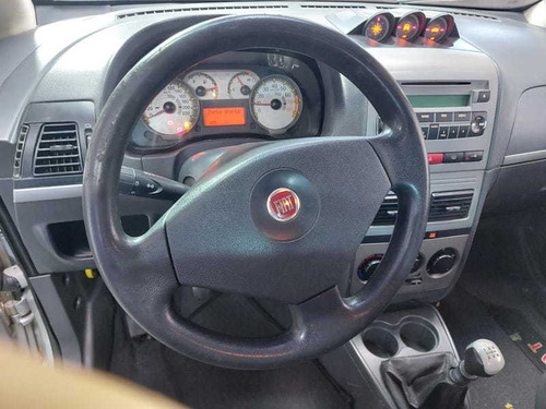 Imagem 5 de 9 de Fiat Idea Adventure Financia Sem Entrada