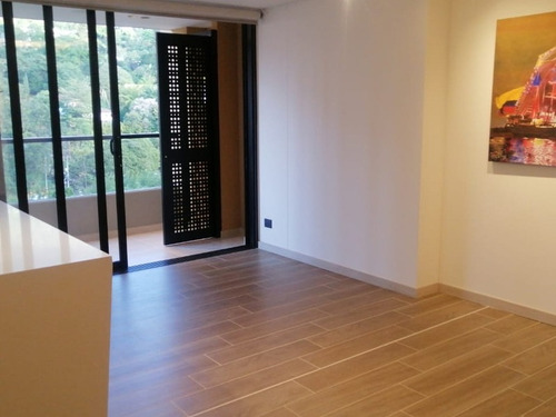 Apartamento En Arriendo Ubicado En Envigado Sector Loma Los Mesa (22660).