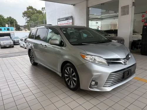 Toyota Sienna 3.5 Xle Piel At