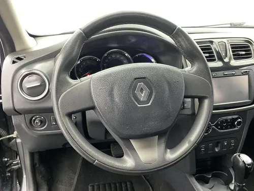 Renault Logan 1.6 Privilege / Intens