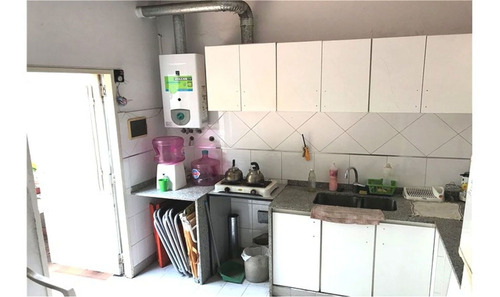 Imagen 11 de 25 de Dos Casas Multifamiliar La Tablada Bolivar Al 4500