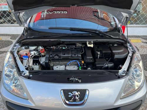 Peugeot 307 1.6 PRESENCE PACK 16V FLEX 4P MANUAL