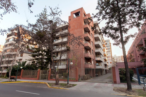 3d Y 2b En Tranquilo Sector A Pasos De Plaza Ñuñoa