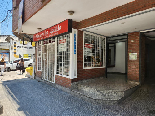 Imagen 2 de 13 de Local En Tribunales, Oportunidad Comercial!