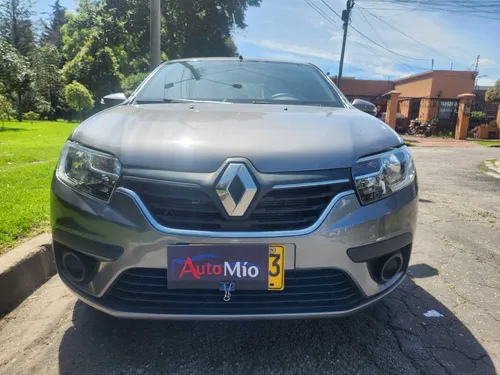 Renault Logan life