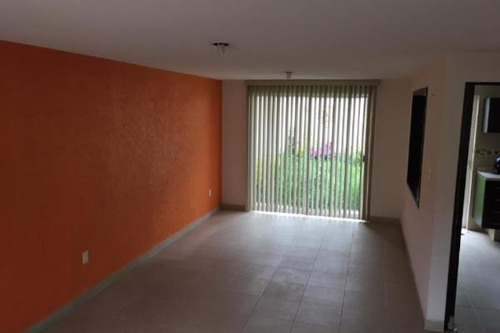 Casa En Venta En C. Miguel Hidalgo 57, Granjas Lomas De Guadalupe, 54767 Cuautitlán Izcalli Ajrj