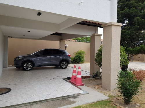 Imagem 13 de 30 de Casa Com 5 Dormitórios Para Alugar, 452 M² Por R$ 8.500,00/mês - Cambeba - Fortaleza/ce - Ca3239