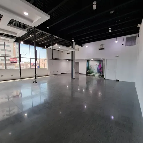 Local Comercial En Alquiler