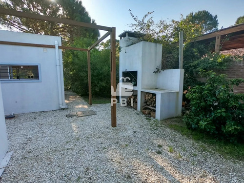 Casa 3 Dormitorios En Club Del Lago, Punta Ballena - Ref : Pbi2327