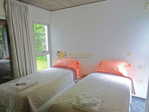 Moderna Casa San Rafael- Ref: 2463