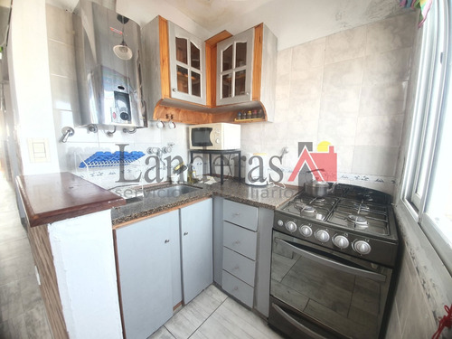 Imagen 6 de 11 de Departamento Monoambiente - Una Cuadra Del Mar - Vista Al Ma