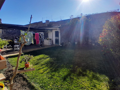 Excelente Chalet De 5 Ambientes
