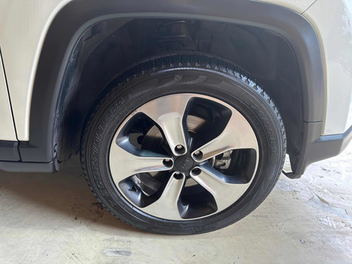 Imagen 4 de 25 de Jeep Compass 2019 2.4 Longitude