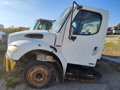 Cabina Cofre Freightliner M2 Año 2007