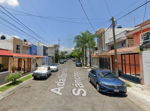 Vendo Casa En Los Arrayanes, Guadalajara Junto Plaza Punto Oriente