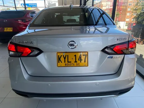 Nissan Versa 1.6 Exclusive