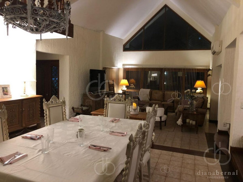 Imagen 17 de 23 de Punta Del Este, Chalet En Lugano.