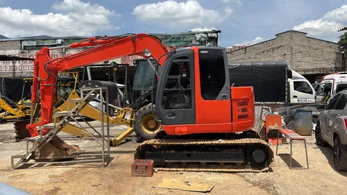 Hitachi Zaxis 75us-a Modelo 2005