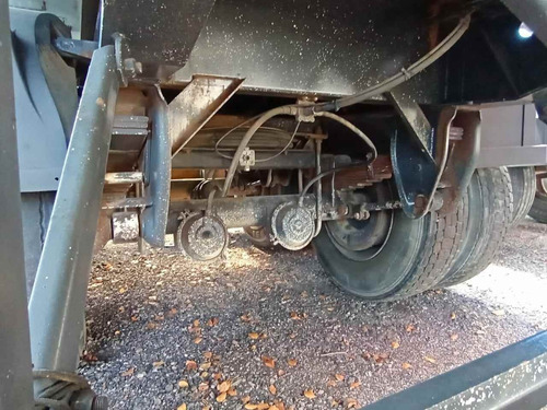 Imagem 3 de 6 de Carreta Bitrem Basculante