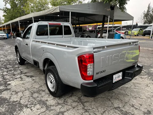 Nissan NP300 2.5 Pick Up Mt Ac