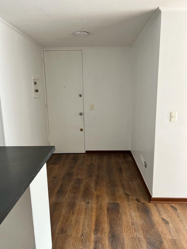 Arrienda Depto. 2 Dorm. 2 Baños, Estacionamiento, Bodega.