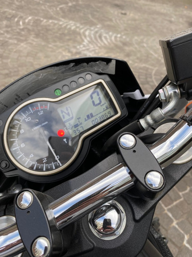 Imagen 6 de 11 de Suzuki Gsr 750