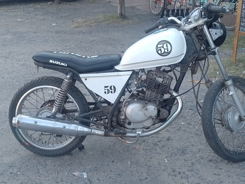 Suzuki En 125 Cafe Racer