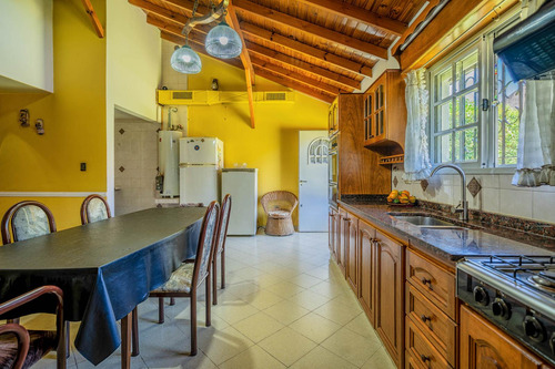 Casa 5 Ambientes En Ciudad Evita, Apta Crédito