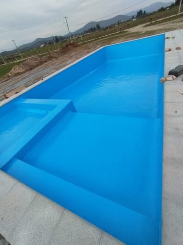 Construcción Y Revestimiento En Piscinas