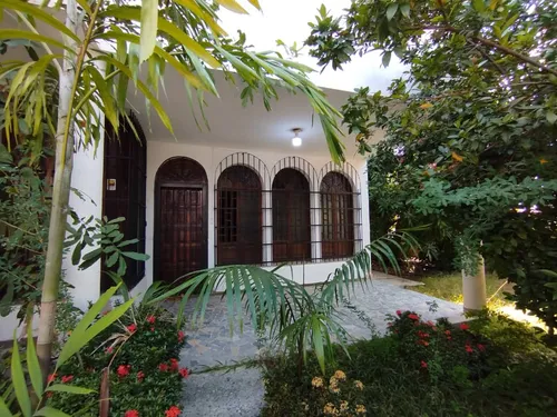 Md Casa En La Urb Trigal Sur