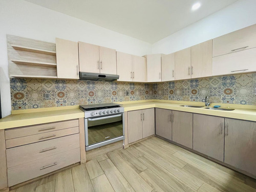 Impecable Casa En Conjunto Horizontal Doble Acceso Controlado Zona Tranquila Entorno Familiar
