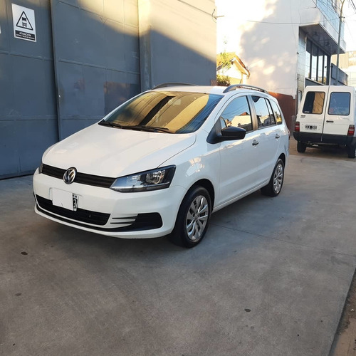 Volkswagen Suran 1.6 Comfortline 101cv Ab 2015