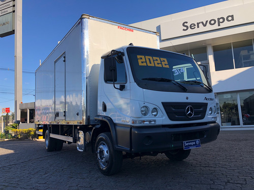 Mb Accelo 1016 Ano 2022/22 - Mercedes Benz - Baú 6,20 Metros