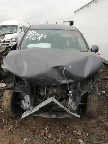 Imagen 4 de 9 de Toyota Avanza Solo Por Partes