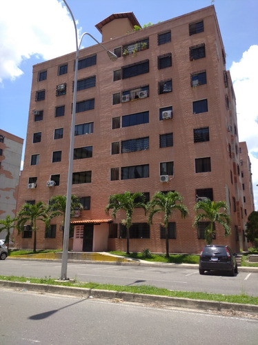 Beraca 001 Venta Apartamento  Conjunto Residencial  La Placera  Maracay.